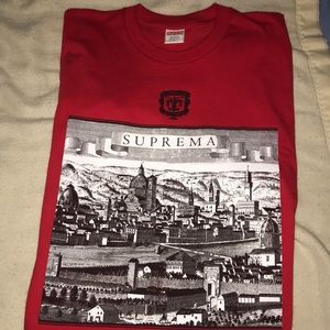 Supreme “Suprema” Italy graphic tee
